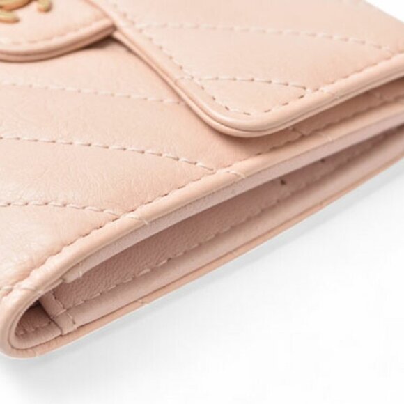 CHANEL Pink Leather Wallet - Picture 8 of 16